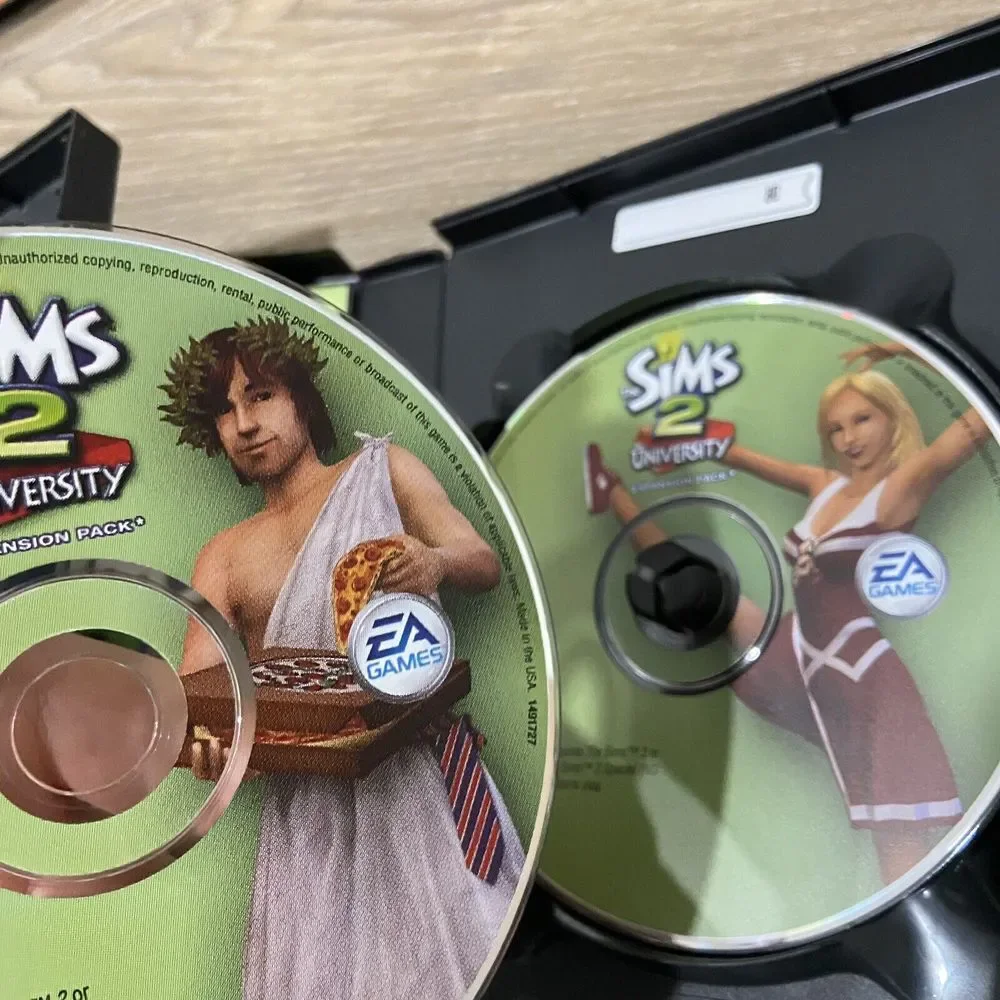 The Sims 2 PC Expansion Pack Lot Of 8 PC CD ROM‎